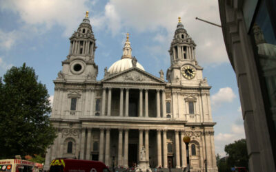 Free GPS-Powered City Walks for 2 Weeks