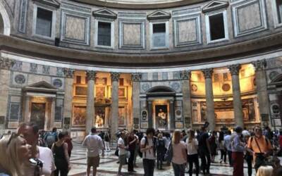 How to outsmart Pickpockets in Europe