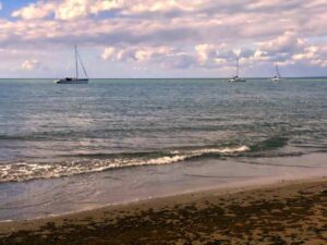 Sapphire Blue Travel - Hervey Bay