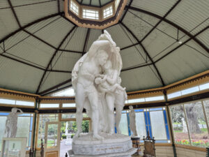 Sapphire Blue Travel